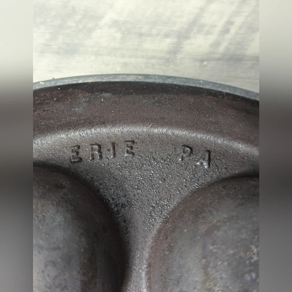 Vintage GRISWOLD Aebleskiver 962 Erie Pa
